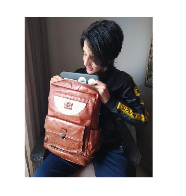 Urban Leather backpack & Travel bag - Model Mandoria